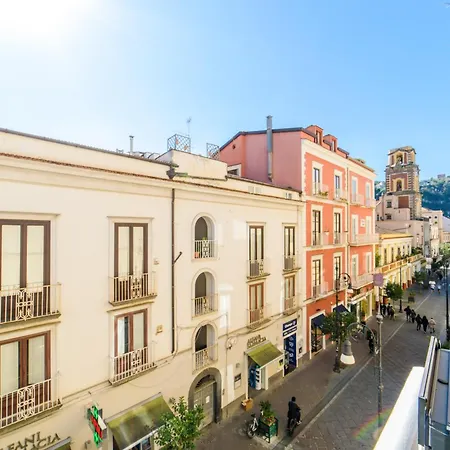 Sirenuse & Semesterbostad Sorrento